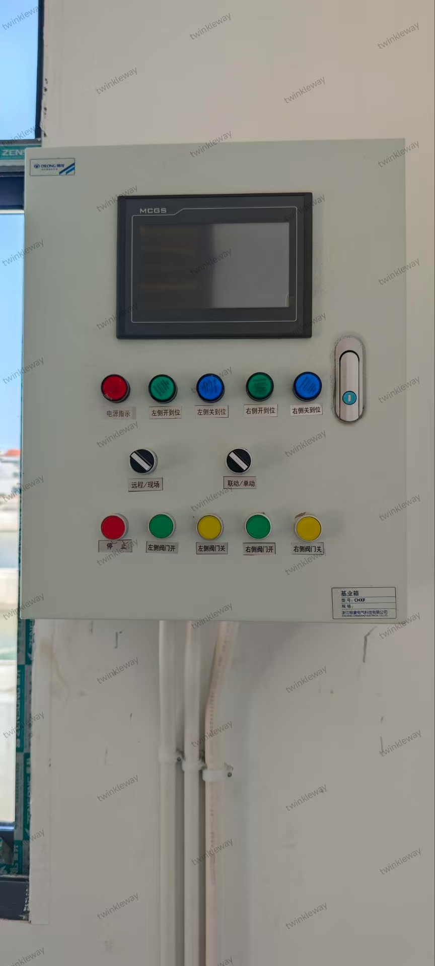 船闸、鱼闸控制柜安装调试